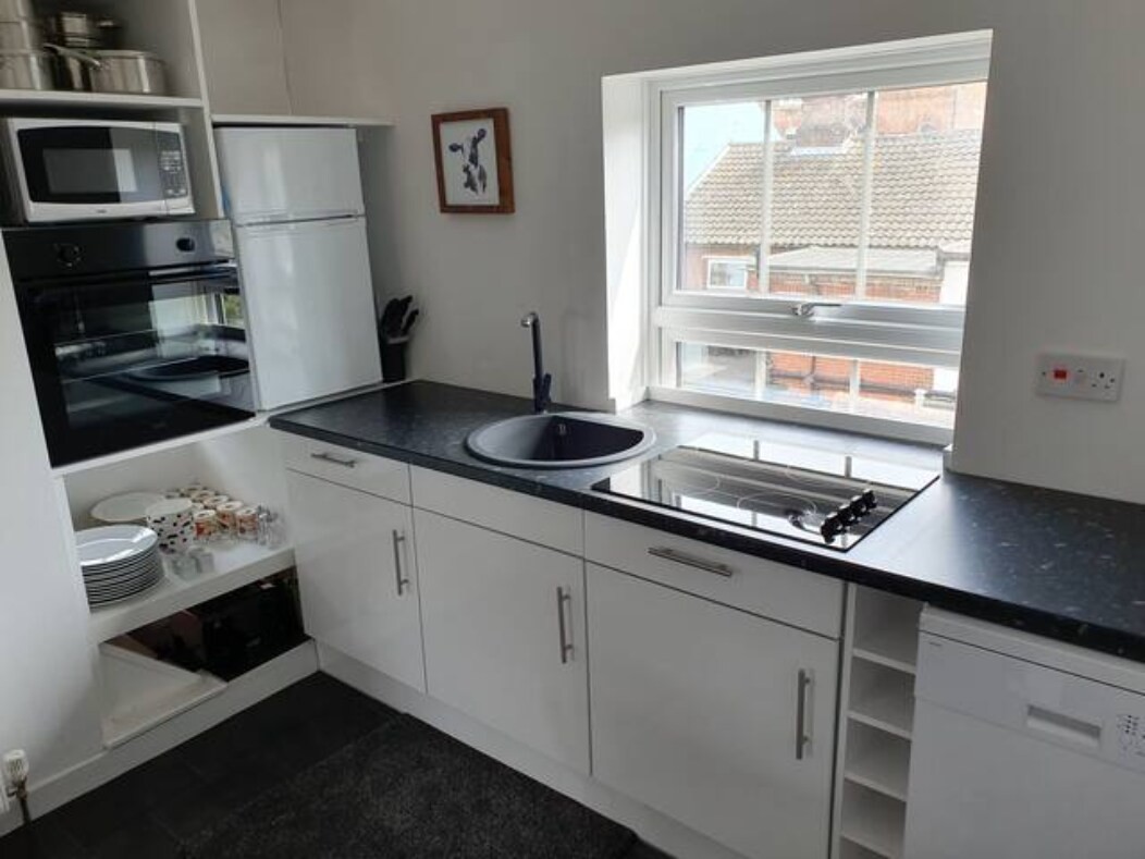 3 Bedroom Cottage, Aldeburgh, Aldeburgh Suffolk, interior photo 5 of 10