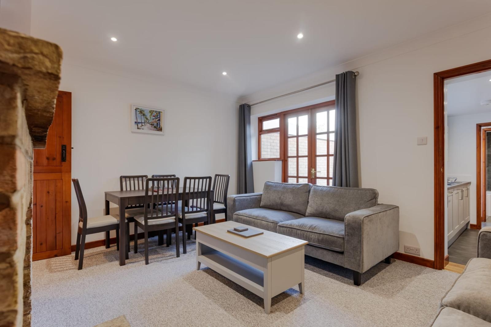 3 Bedroom Home Leiston with Parking