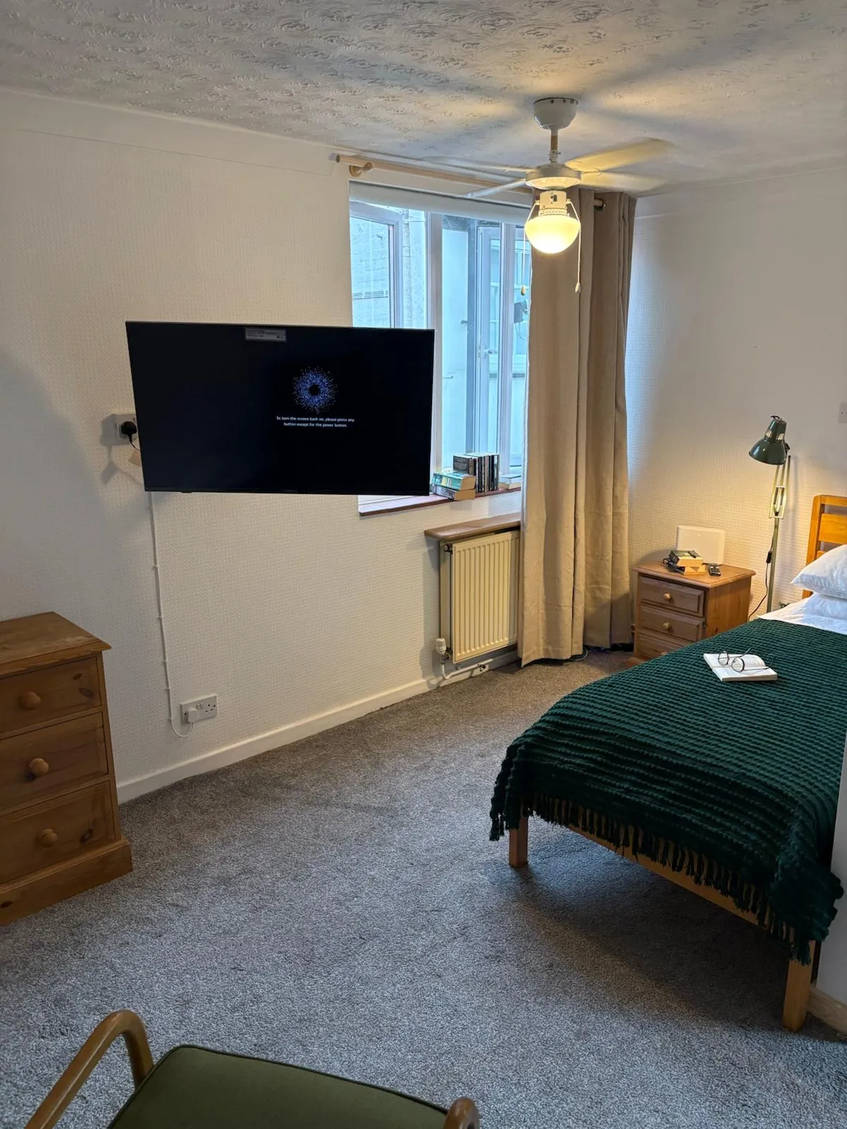 Saxmundham 3 Bedroom Flat, Saxmundham Suffolk, interior photo 6 of 9